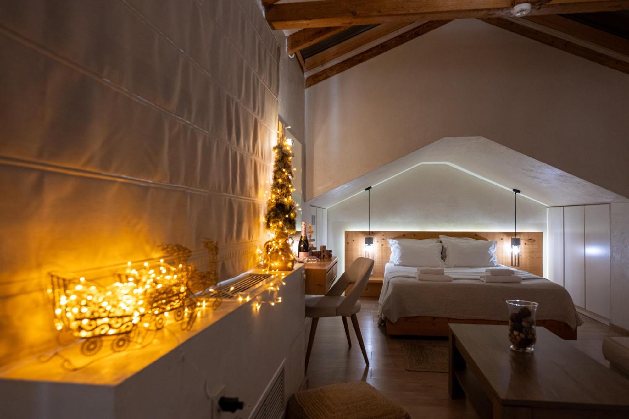 Panellinion Luxury Rooms Kalamata Exterior foto