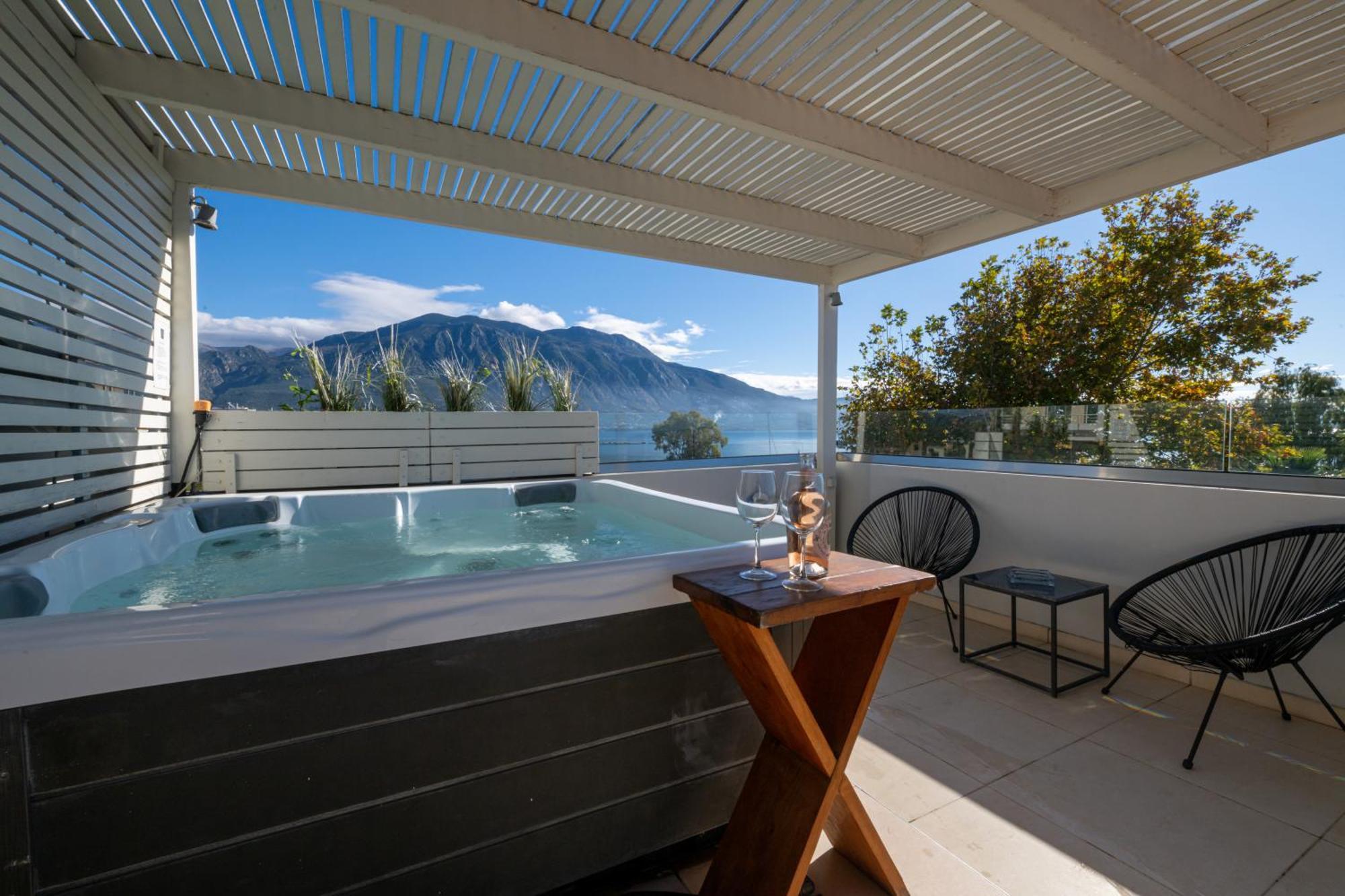 Panellinion Luxury Rooms Kalamata Exterior foto