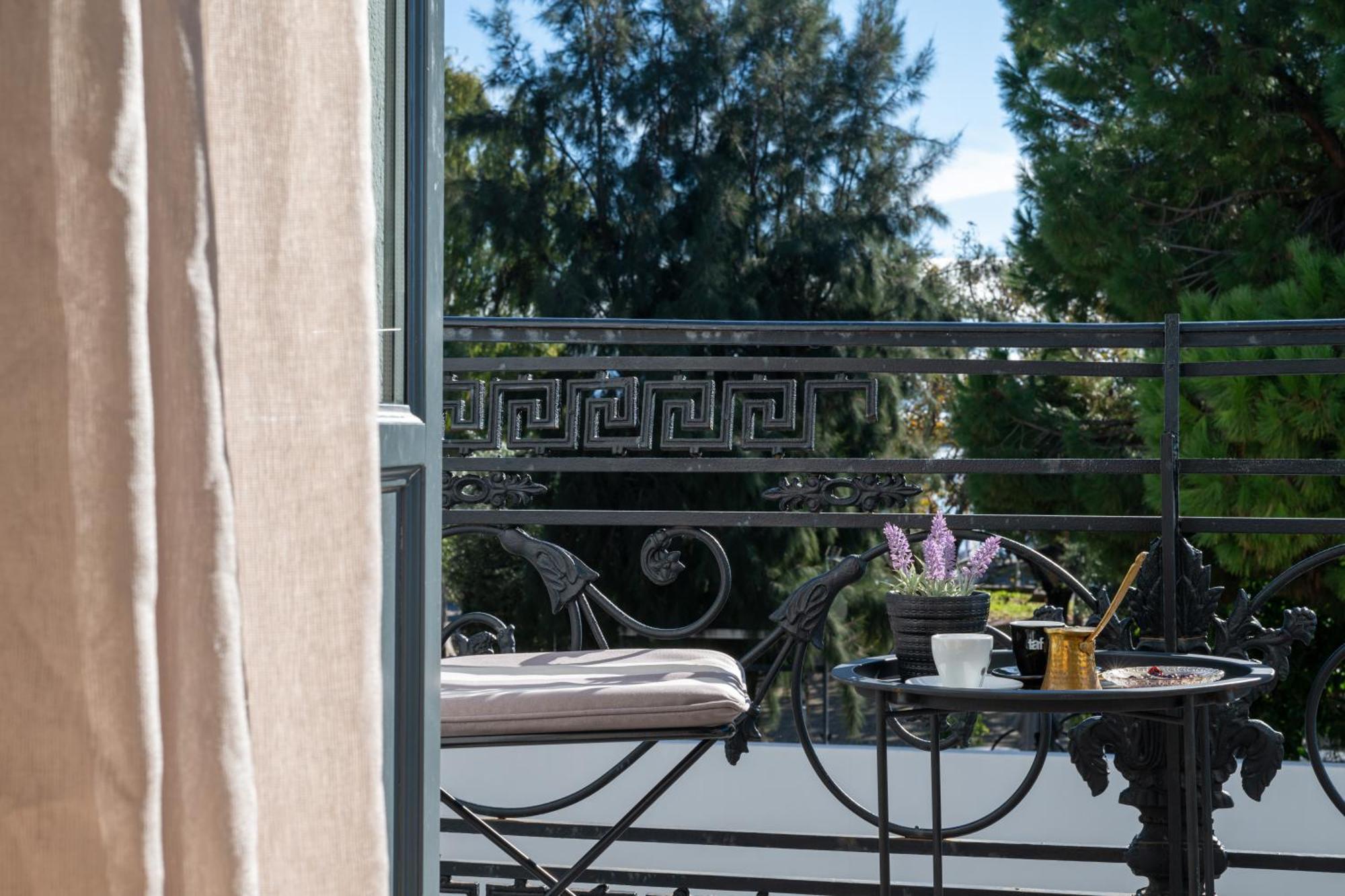 Panellinion Luxury Rooms Kalamata Exterior foto